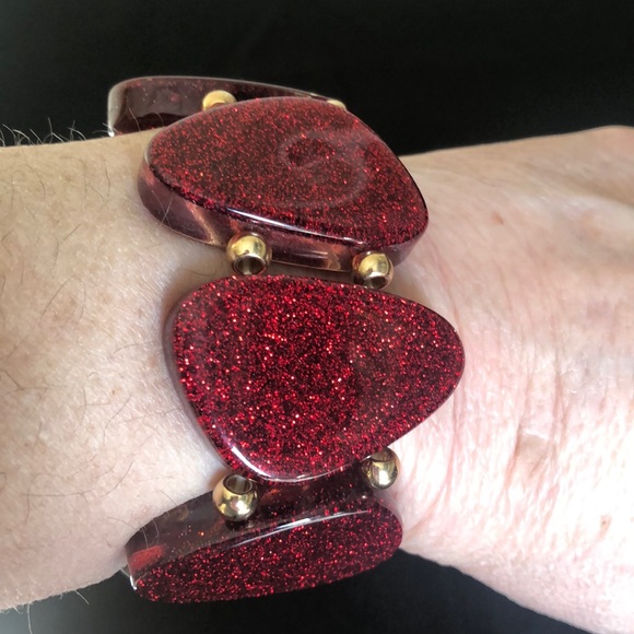 Style & Co Red Glitter Bead/Resin Stretch Bracelet - Picture 7 of 8